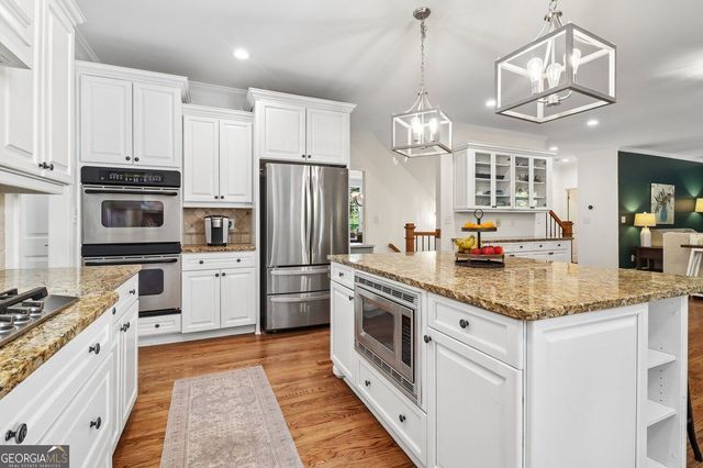 2664 Black Fox Way, Buford, GA 30519