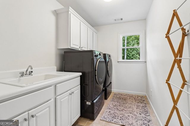 2664 Black Fox Way, Buford, GA 30519