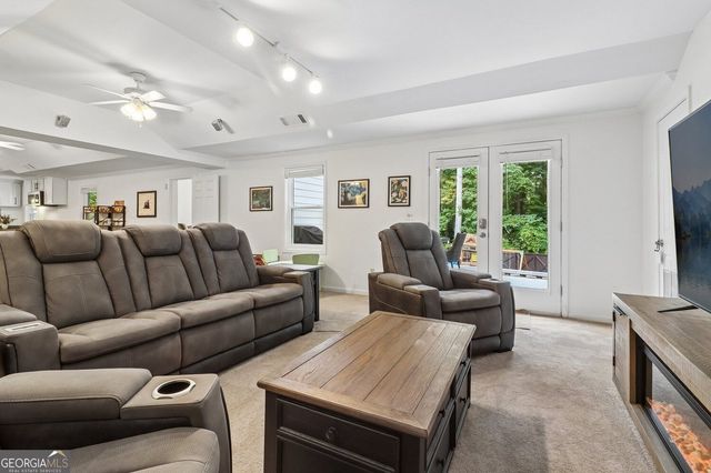 2664 Black Fox Way, Buford, GA 30519