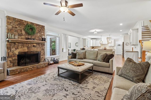 2664 Black Fox Way, Buford, GA 30519