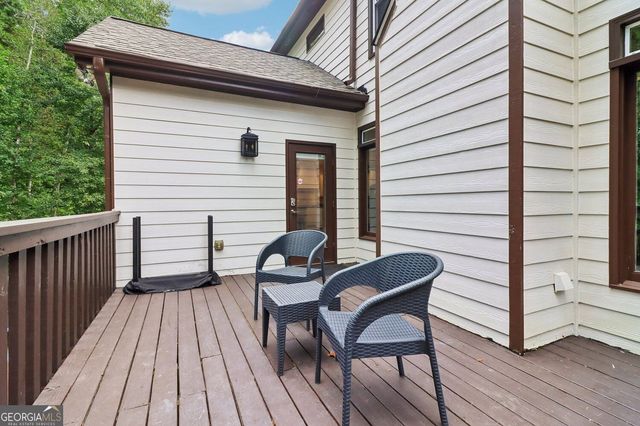 2664 Black Fox Way, Buford, GA 30519