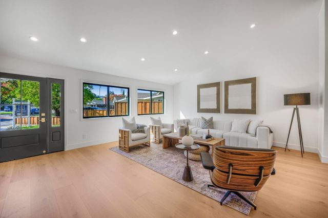 127 La Cienega Court, Los Gatos, CA 95032