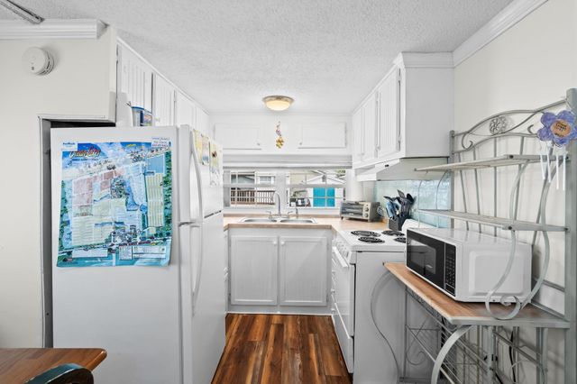 6001 -1541 S Kings Hwy., Myrtle Beach, SC 29575
