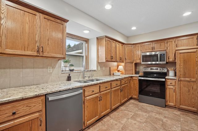 885 Katydid Lane NE, Saint Michael, MN 55376