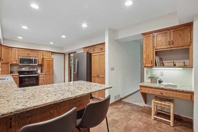 885 Katydid Lane NE, Saint Michael, MN 55376