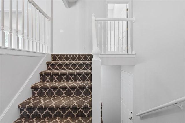 2358 NE Overbrook Drive, Blue Springs, MO 64029