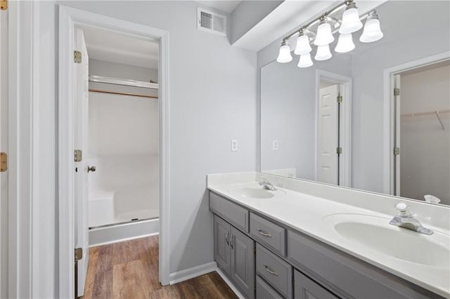 2358 NE Overbrook Drive, Blue Springs, MO 64029