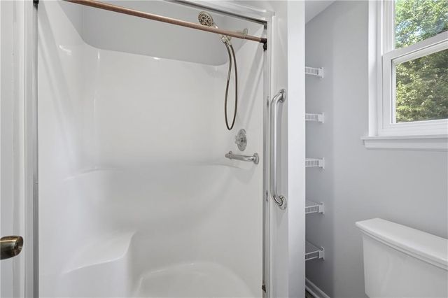 2358 NE Overbrook Drive, Blue Springs, MO 64029