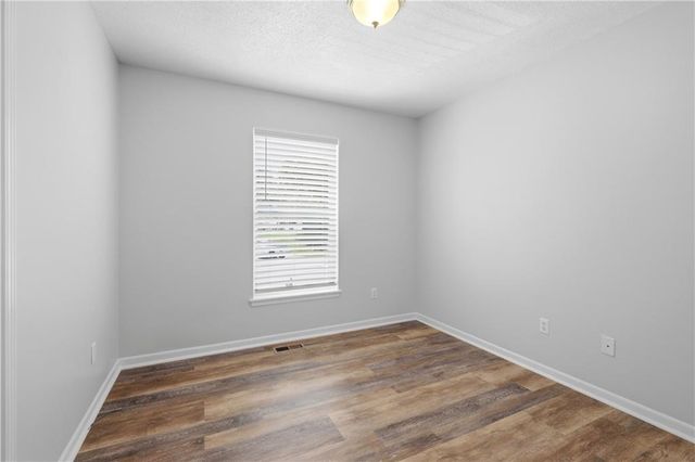 2358 NE Overbrook Drive, Blue Springs, MO 64029