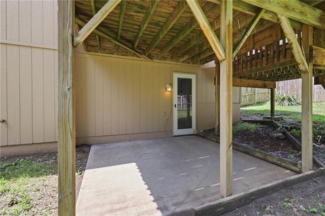 2358 NE Overbrook Drive, Blue Springs, MO 64029