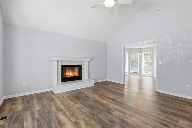 2358 NE Overbrook Drive, Blue Springs, MO 64029