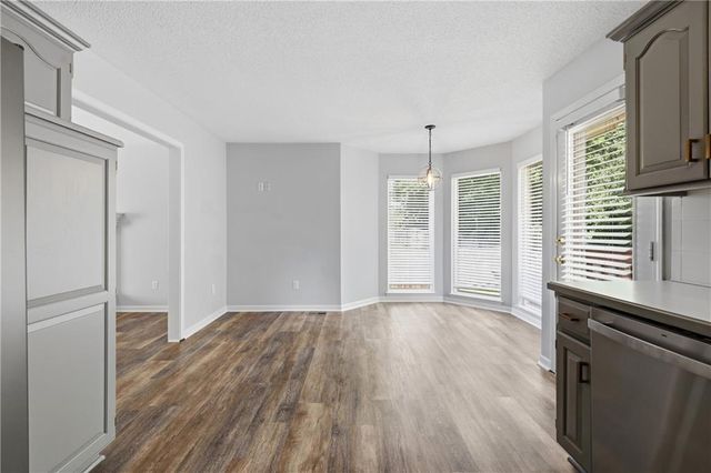 2358 NE Overbrook Drive, Blue Springs, MO 64029