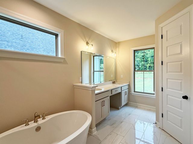 410 CYPRESS VILLAGE LN, Eads, TN 38028