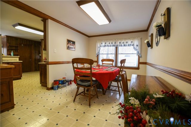 427 Pine Ln, King William, VA 23086