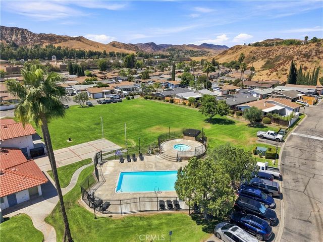 31977 Quartz Lane, Castaic, CA 91384