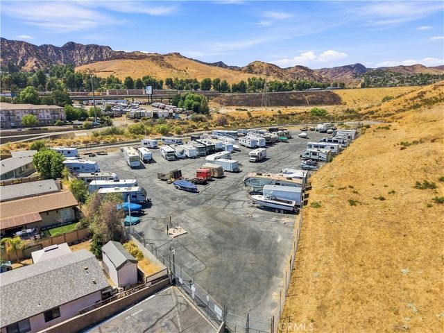 31977 Quartz Lane, Castaic, CA 91384