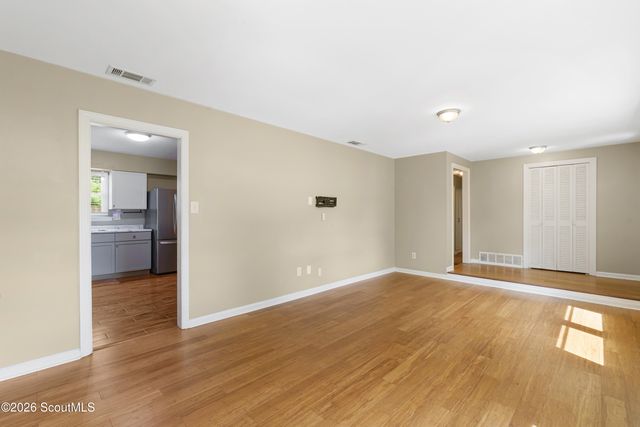 17 Regent Drive, Savannah, GA 31406