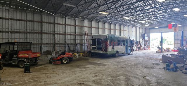 40175 Banks Road, Grafton, OH 44044