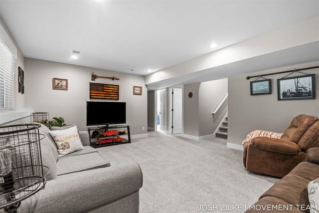 416 Sabine Drive, Muskegon, MI 49442