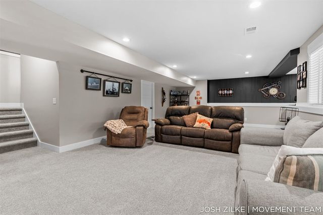 416 Sabine Drive, Muskegon, MI 49442