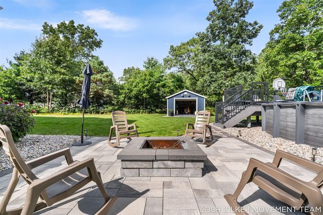416 Sabine Drive, Muskegon, MI 49442
