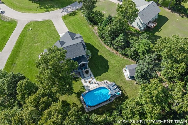 416 Sabine Drive, Muskegon, MI 49442