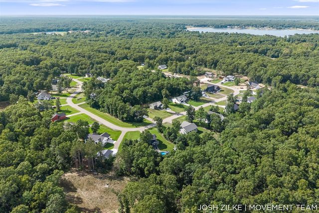 416 Sabine Drive, Muskegon, MI 49442