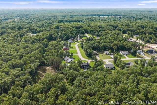 416 Sabine Drive, Muskegon, MI 49442