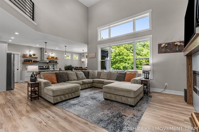 416 Sabine Drive, Muskegon, MI 49442