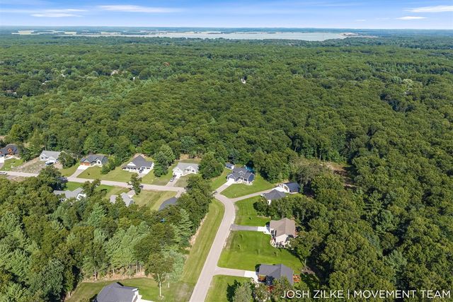 416 Sabine Drive, Muskegon, MI 49442