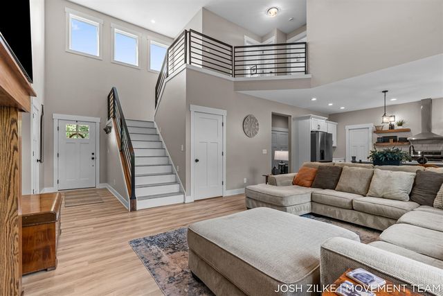 416 Sabine Drive, Muskegon, MI 49442