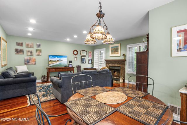 25 Tower Hill Drive 1014, Red Bank, NJ 07701