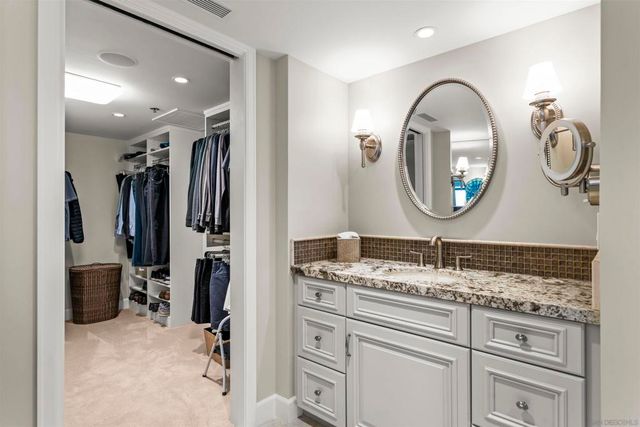 200 Harbor Drive 3702, San Diego, CA 92101