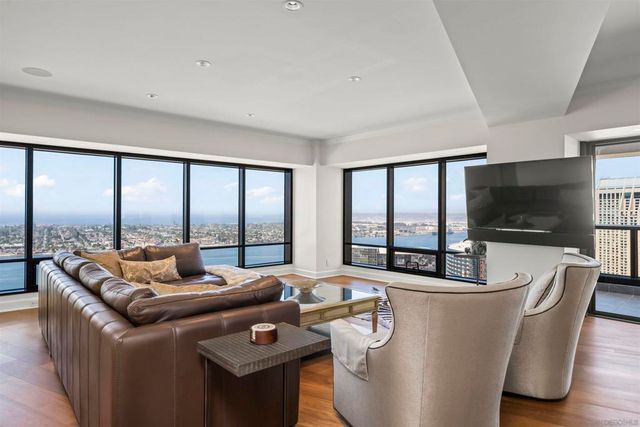 200 Harbor Drive 3702, San Diego, CA 92101