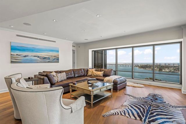 200 Harbor Drive 3702, San Diego, CA 92101