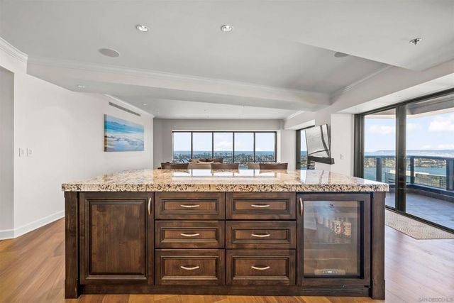 200 Harbor Drive 3702, San Diego, CA 92101