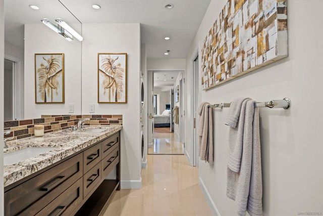 200 Harbor Drive 3702, San Diego, CA 92101