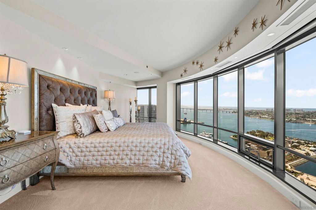 200 Harbor Drive 3702, San Diego, CA 92101