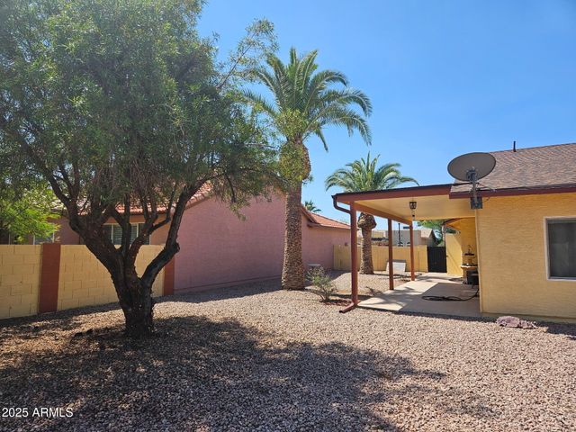 9626 E Navajo Place, Sun Lakes, AZ 85248