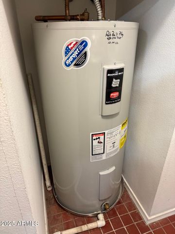 9626 E Navajo Place, Sun Lakes, AZ 85248