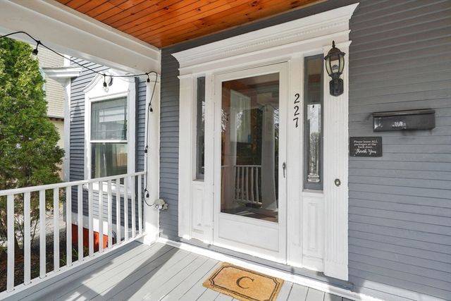 227 Forest Park Ave, Springfield, MA 01108
