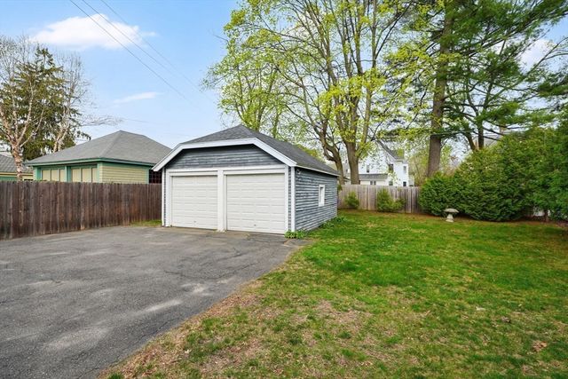 227 Forest Park Ave, Springfield, MA 01108