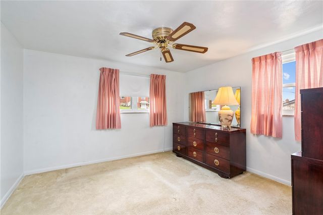 1329 Overdale Dr, West Homestead, PA 15120