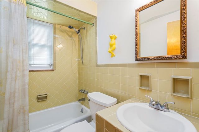 1329 Overdale Dr, West Homestead, PA 15120