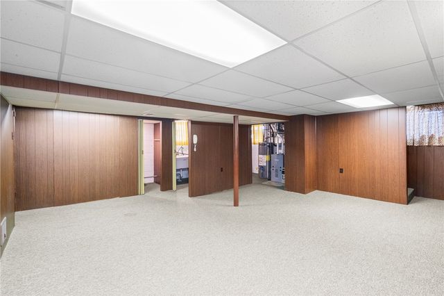 1329 Overdale Dr, West Homestead, PA 15120