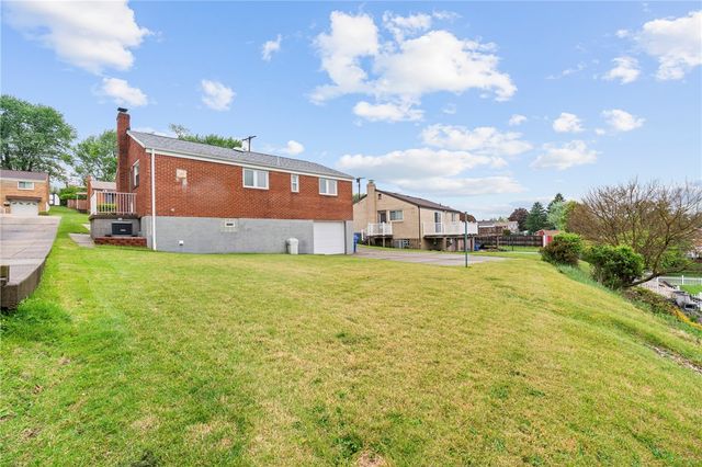 1329 Overdale Dr, West Homestead, PA 15120