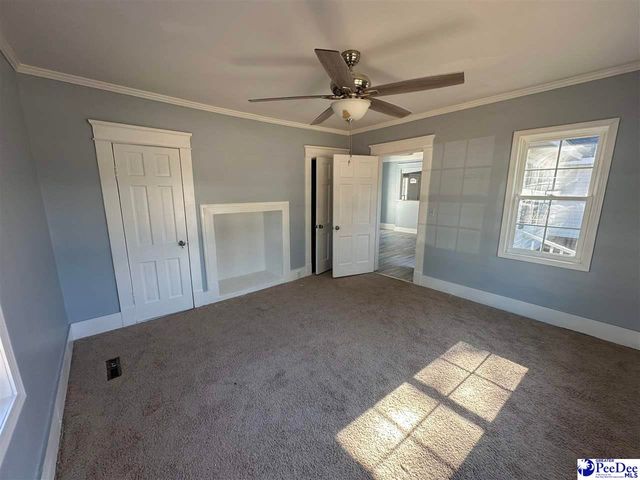 711 S Main St, Mullins, SC 29574