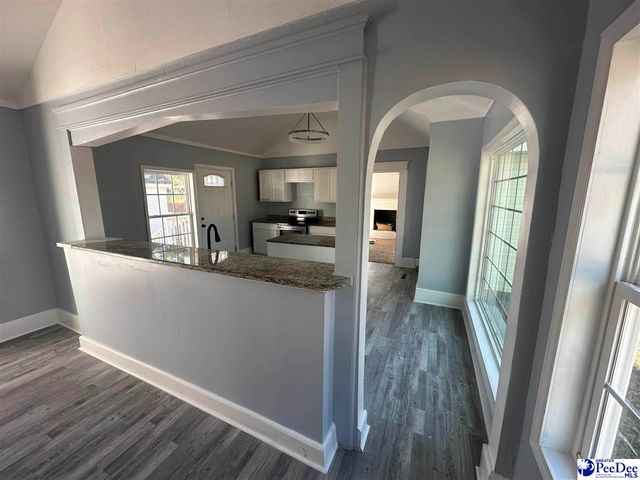 711 S Main St, Mullins, SC 29574