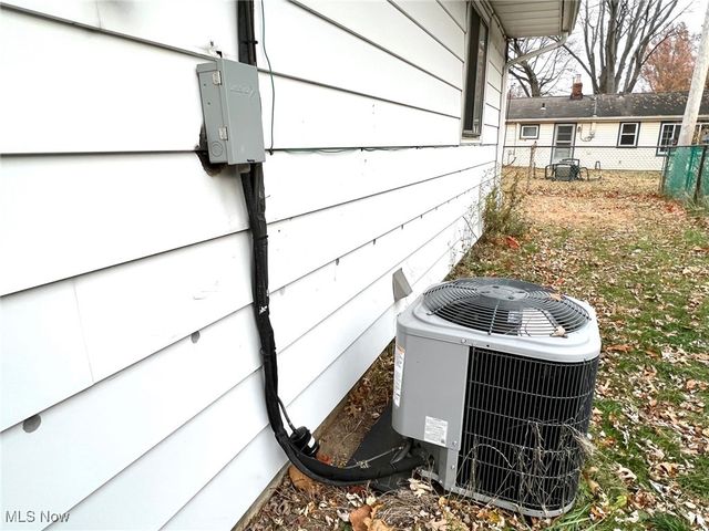 6399 Seminole Trail, Mentor, OH 44060