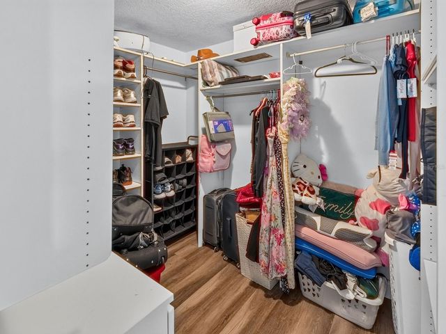 9218 W ROBSON STREET, Tampa, FL 33615